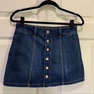 American Eagle Outfitters Denim Stretch Skirt Size 4